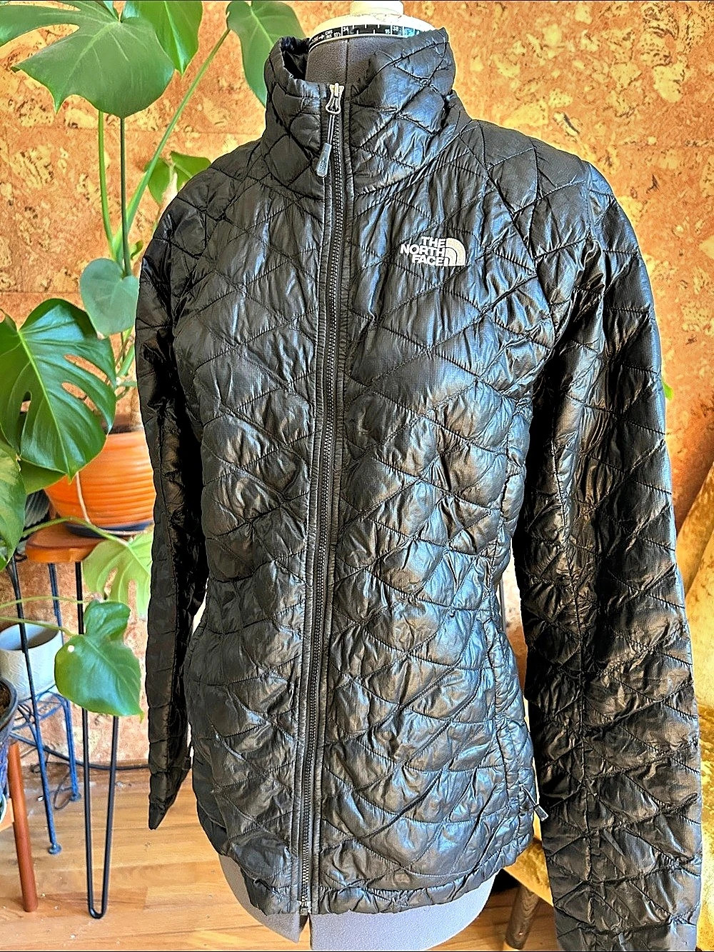The North Face Women's Black Quilted Puffer Size Medium